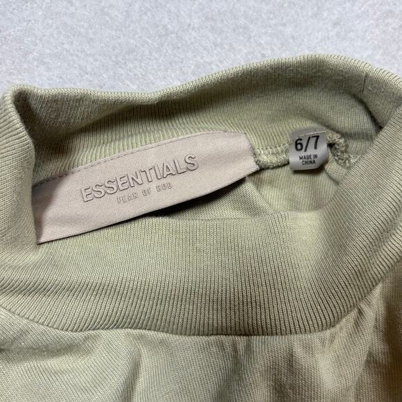 Essentials Fear of God Kids Tee Shirt-Short Sleeve Youth Sz 6/7 tan olive Logo - Picture 6 of 7